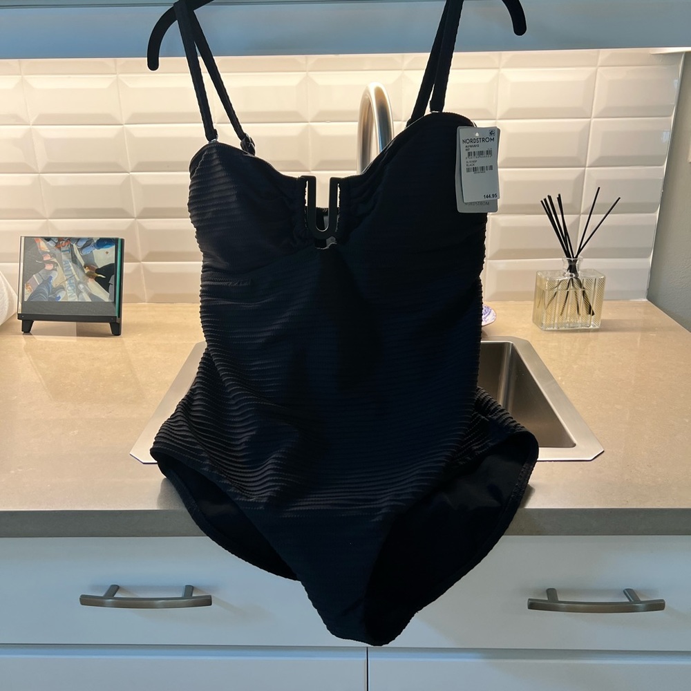 La Bianca swimsuit xl NWT BLACK